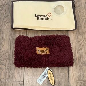 NWT Nordic Beach Chocolate Cherry Head Wrap